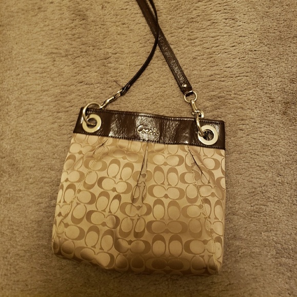 Coach Handbags - Coach Purse Coach Handbags - Coach Purse